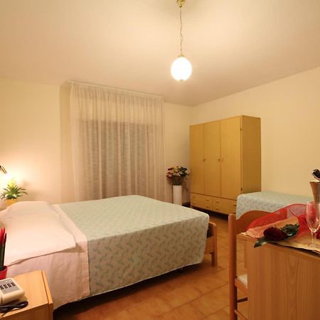 Hotel Villa Luca Chianciano Terme Pokoj fotografie