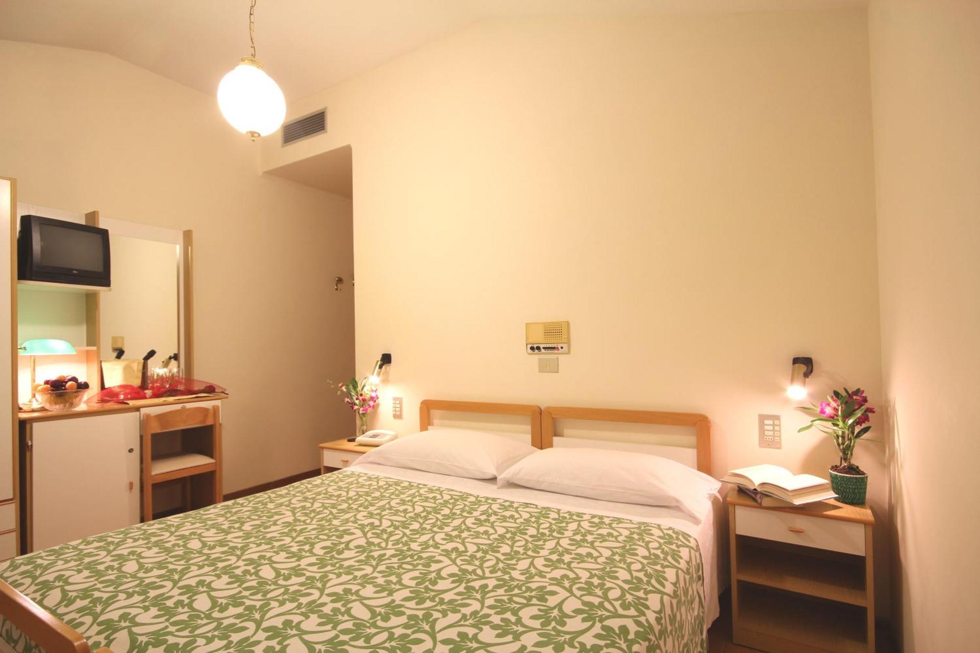 Hotel Villa Luca Chianciano Terme Pokoj fotografie